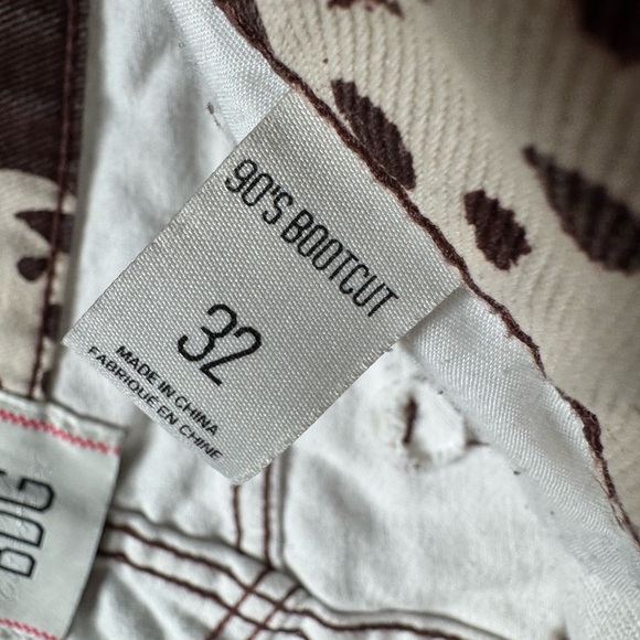 Urban Outfitters BDG Strawberry Pattern 90’s Bootcut Leg Jeans WOMENS SIZE 32 - Picture 2 of 4